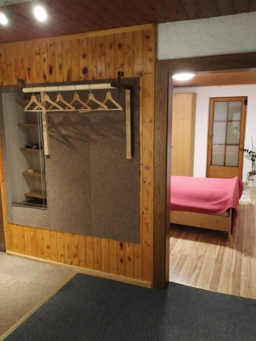 Upcycling Appartement Fischl - Nachhaltig Und Kreativ Wohnen Fuer Gross Und Klein Jenbach Eksteriør bilde